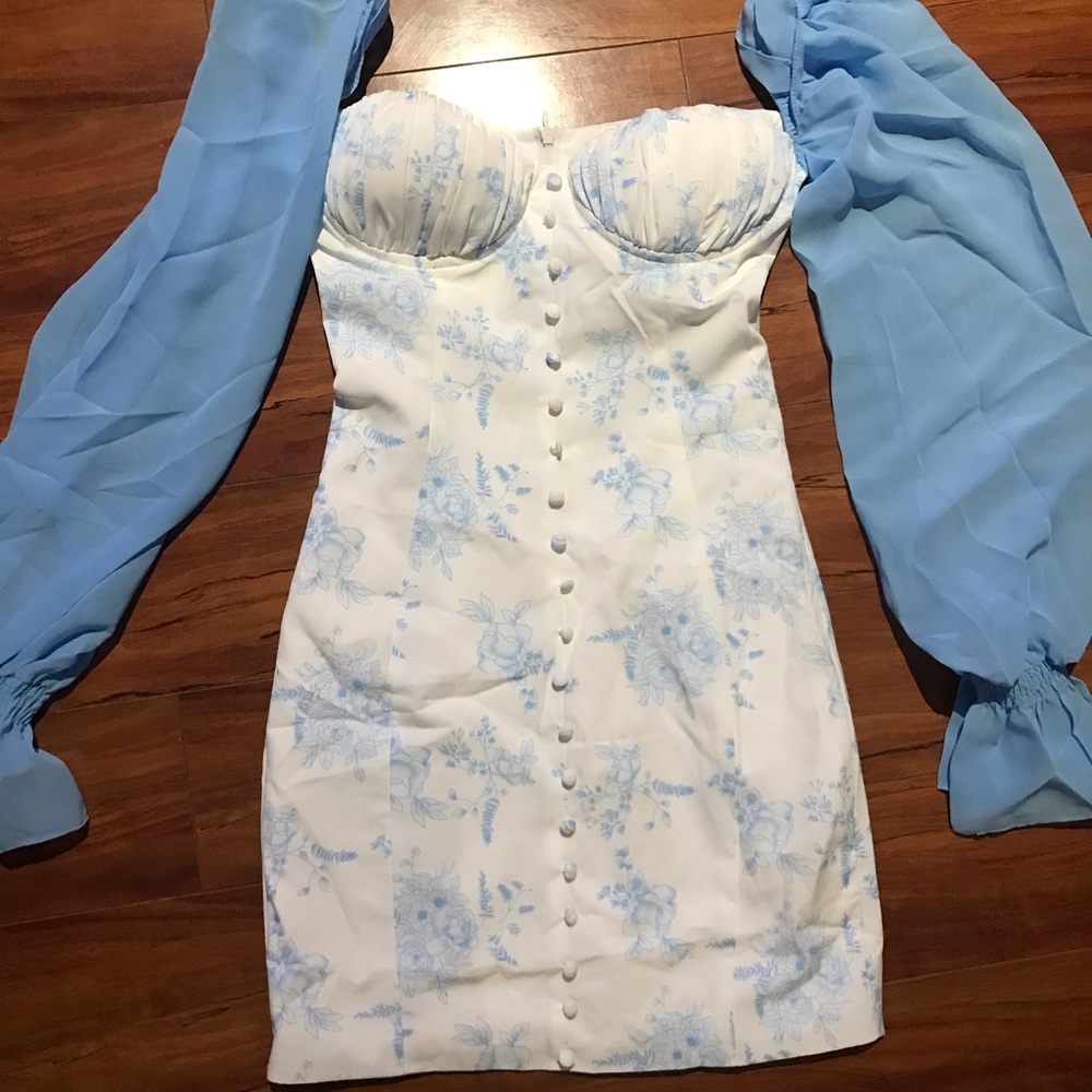 French Etoile print dress